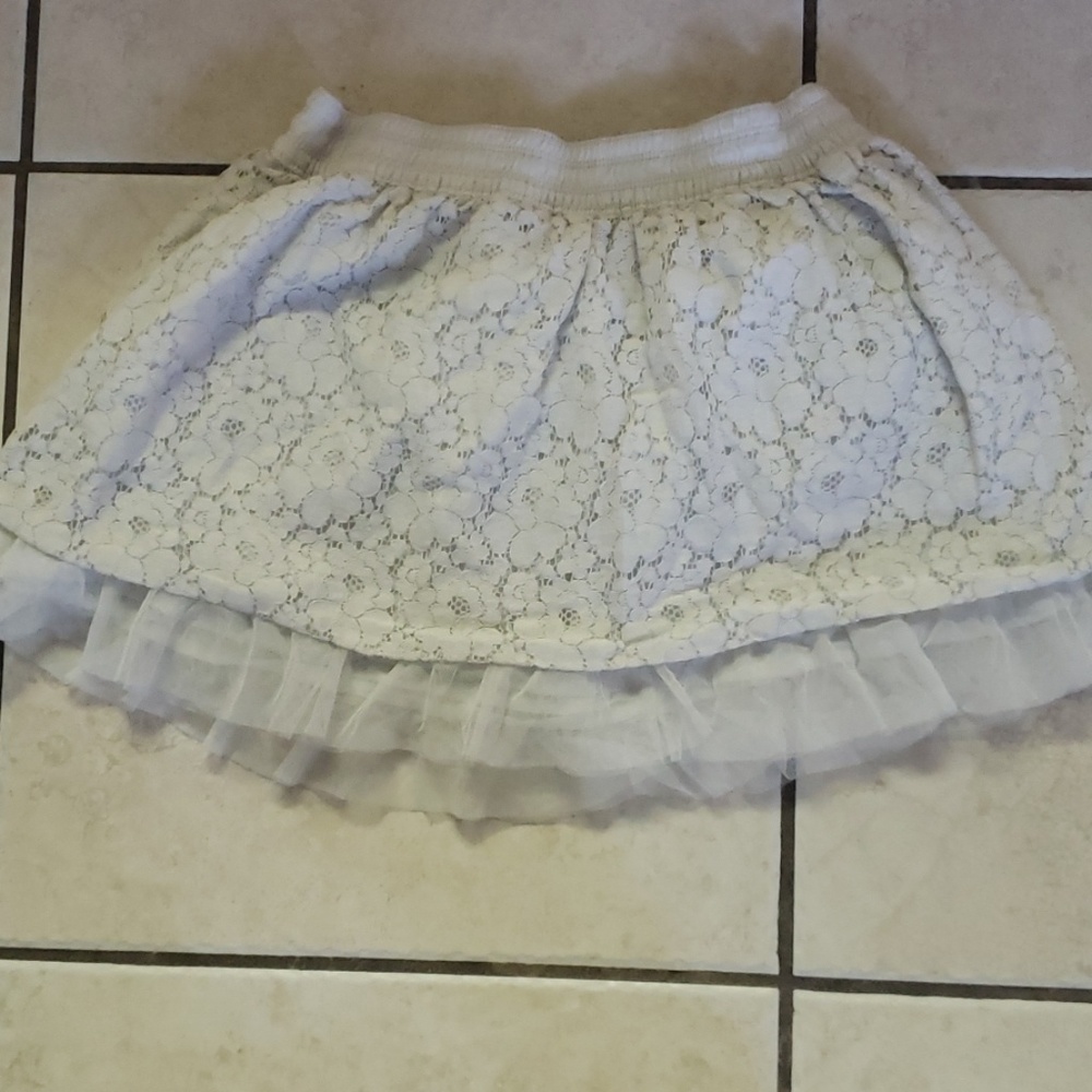 White lace skirt